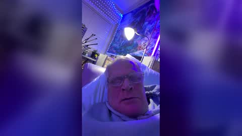 korysmith568 online show from April 27, 6:10 am