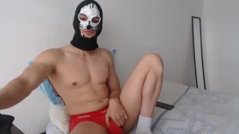 kraison66 online show from May 5, 7:25 pm