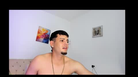 kriss mate online show from March 28, 6:57 am