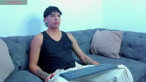 Kroy Wave  Muscle Tattoos Latino online show from June 22, 3:25 am