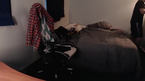 Kuggy online show from December 26, 1:32 pm