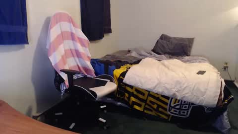 Kuggy online show from December 13, 11:00 pm