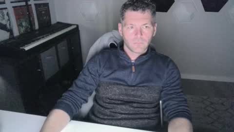 kukt_again online show from December 1, 8:12 pm