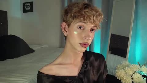 Kyle Cooper online show from December 21, 2:30 am