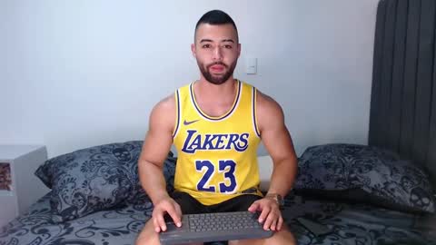 Kyle collinz online show from February 27, 4:09 am