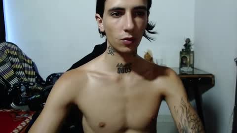 kyleer77 online show from March 12, 11:12 pm