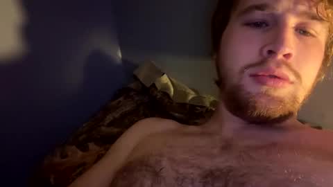 Snapshot of kylelovepussy69 chatting on February 3, 9:19 am kylelovepussy69 online show from February 3, 9:19 am