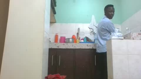 Snapshot of ladiesfun chatting on December 2, 11:32 am ladiesfun online show from December 2, 11:32 am