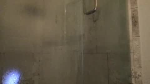 Snapshot of lala8888 chatting on March 1, 1:43 am lala8888 online show from March 1, 1:43 am