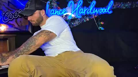 LANCE online show from November 22, 1:16 am