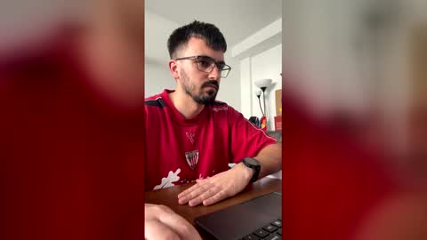 lander920612 online show from February 25, 2:51 pm