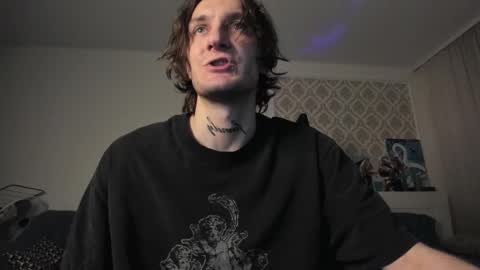 acie online show from March 3, 7:10 pm