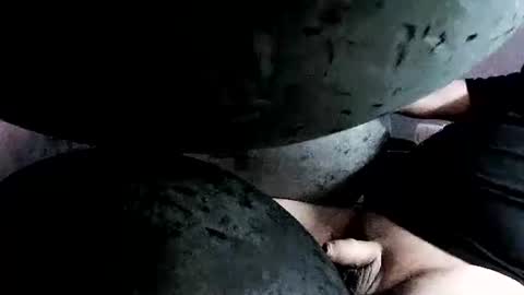 latexchris77 online show from April 15, 1:44 pm