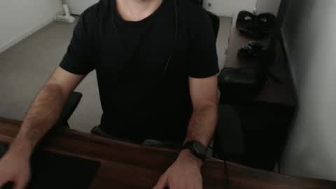 Snapshot of latexdave84 chatting on October 4, 8:30 am latexdave84 online show from October 4, 8:30 am