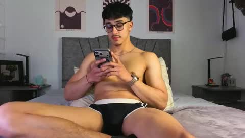 Logan online show from March 28, 1:39 am