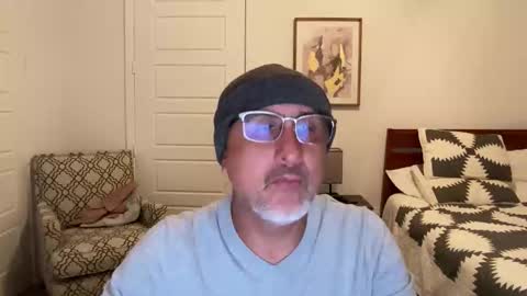 QS - INDEPENDENT MODEL online show from October 13, 3:01 am