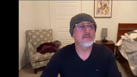 QS - INDEPENDENT MODEL online show from January 19, 3:42 am