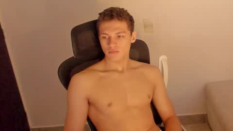 Laureent online show from February 19, 10:17 pm