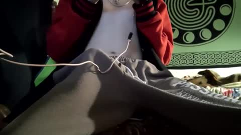 Stitch online show from February 10, 9:36 am