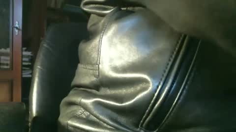 Leathermotocross online show from September 21, 5:46 pm