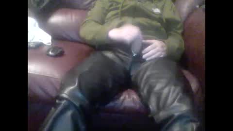 leatherpants68 online show from September 27, 8:50 pm
