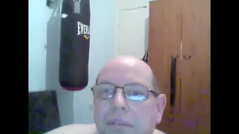 leatherpants68 online show from December 14, 7:57 pm