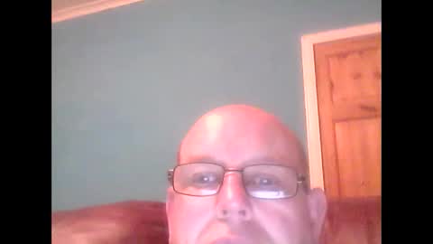 leatherpants68 online show from September 25, 8:41 pm