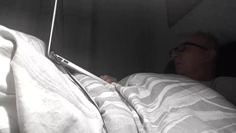 lechertachatte4444 online show from January 1, 11:29 pm