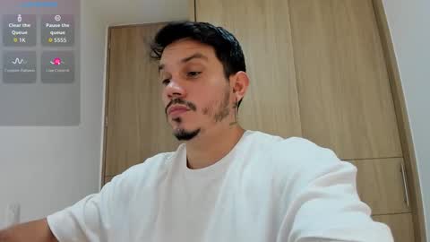 Alejandro online show from December 5, 3:41 pm