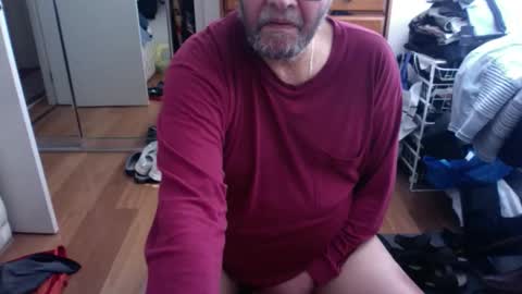 Snapshot of lennyfife chatting on October 19, 10:35 pm Pussylicker online show from October 19, 10:35 pm