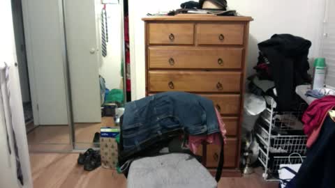 Snapshot of lennyfife chatting on December 18, 11:56 am Pussylicker online show from December 18, 11:56 am