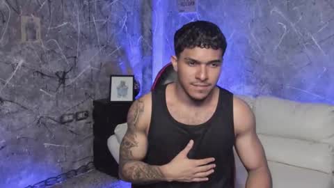 Snapshot of leo_taro chatting on September 14, 2:46 am Leo independent model online show from September 14, 2:46 am
