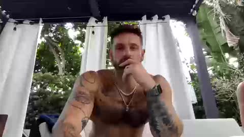 Leo Bayne online show from October 11, 1:59 pm