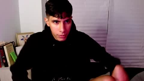 Leo online show from March 2, 8:10 am