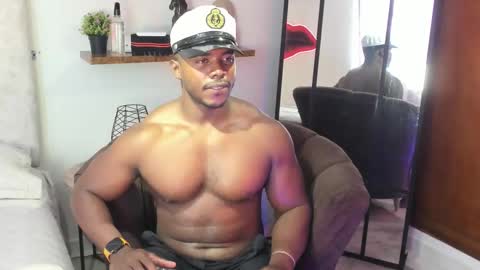 Leandro jones online show from February 9, 9:52 pm