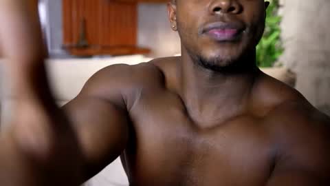 Leandro jones online show from October 18, 2:55 pm