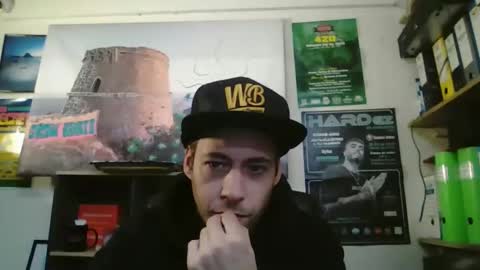 leonidascum online show from January 10, 11:25 am