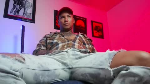 Snapshot of leonnardojaramillo chatting on October 16, 10:34 am Lenardo jaramillo online show from October 16, 10:34 am