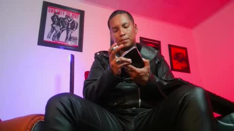 Snapshot of leonnardojaramillo chatting on October 4, 10:09 am Lenardo jaramillo online show from October 4, 10:09 am
