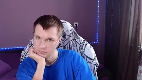 Leon online show from January 11, 5:31 am