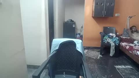 Leo online show from December 14, 6:09 pm