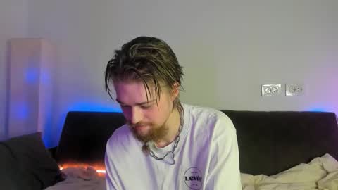 lev_miller online show from March 4, 2:40 am