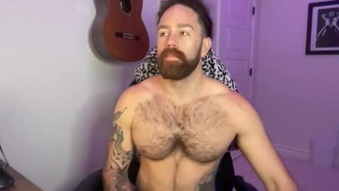 Levi Daniel online show from October 27, 7:27 pm