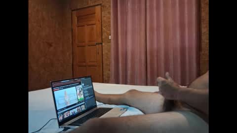 levisgege online show from May 22, 10:53 am