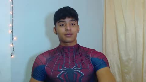 i  am lewis ly EDUARDO MEMDOZA15 online show from April 21, 2:01 pm