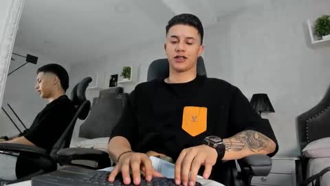 Liam Smith online show from October 4, 12:21 pm