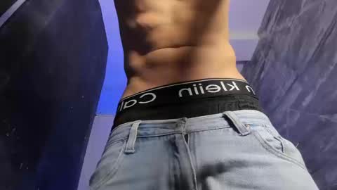 Liam Smith online show from September 12, 3:45 pm