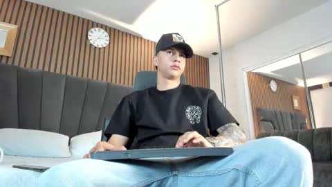 Liam Smith online show from October 2, 12:31 pm