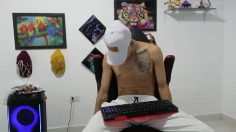 Andres online show from November 8, 11:08 pm