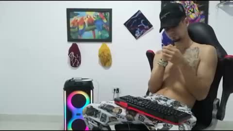 Andres online show from December 5, 11:34 pm